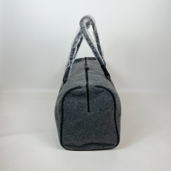 DSW Gray Wool Felt Duffel Bag - Picture 4 of 7